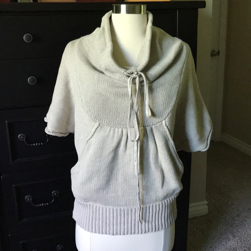 LA made Sweater - Size Small